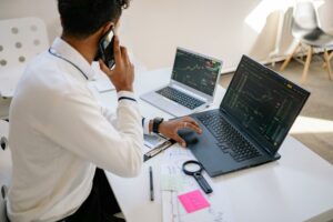 How to Invest in Stocks